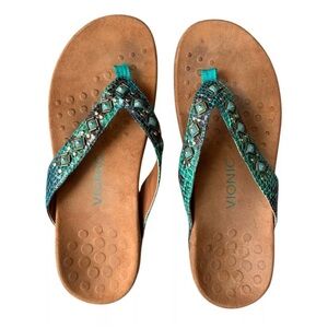 Vionic turquoise teal alligator Sandals with Comfortable Footbed size 8